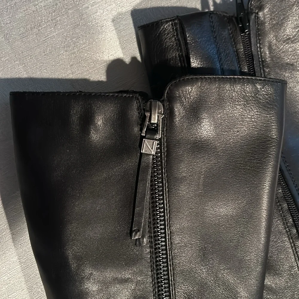 Naturalizer Women’s Tall Black Boots w/ Textured Bottom Size 6.5 Like new - Picture 8 of 16